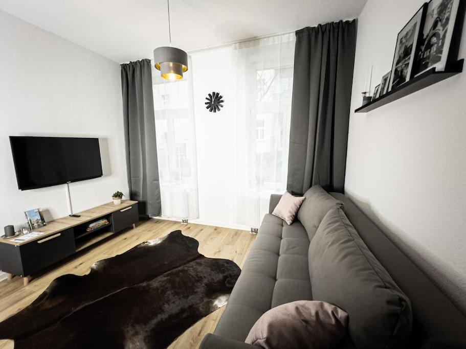 Wohlfuehl-Oase Mitten In Der Stadt - Garten, Grill, Netflix Und Drucker Leipzig Exterior foto